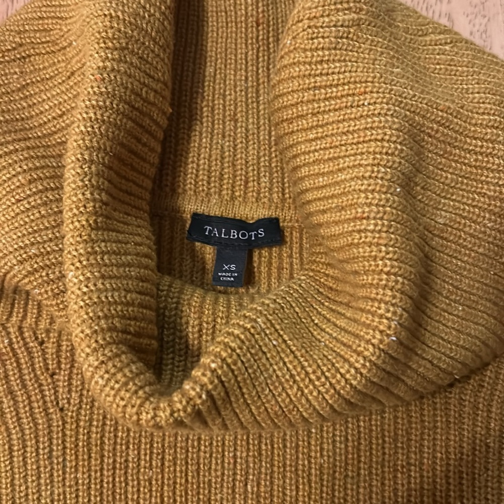 Talbots sweater - Picture 3 of 6